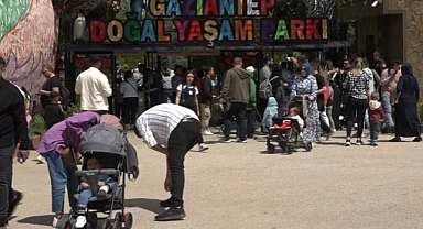 Gaziantep Hayvanat Bahçesi'nde bayram yoğunluğu