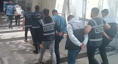 Gaziantep'teki bıçaklı kavganın 7 şüphelisi adliyeye getirildi