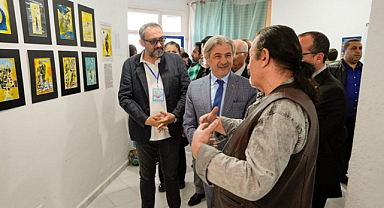 Gaziantep Üniversitesi dekanından Tunus'ta resim sergisi