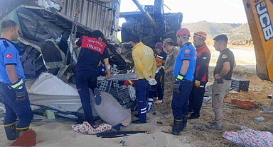 Gaziantep-Şanlıurfa Otoyolu’nda feci kaza: 2 ölü