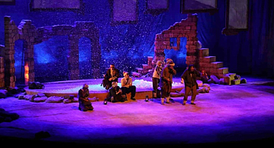 Gaziantep Şehir Tiyatrosu'na özel ödül