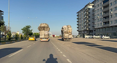 Kilis-Gaziantep karayolunda kamyonetler tehlike oluşturdu