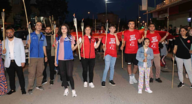 Kilis'te coşkulu fener alayına yoğun katılım