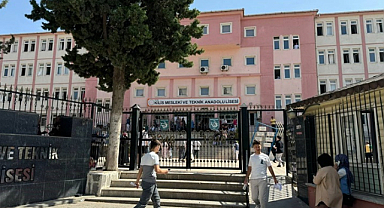 Kilis'te adayların ve velilerin YKS heyecanı