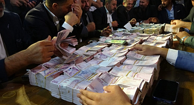 Aşiret düğününde geline 3 kilo altın, damada 12 milyon TL takı takıldı