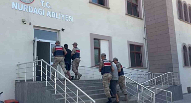 Gaziantep'te göçmen kaçakçılığı operasyonu: 2 tutuklama