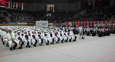 Gaziantep'te hafızlık eğitimini tamamlayan öğrencilere icazet töreni