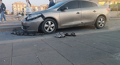 Gaziantep'te otomobil kaldırıma çıktı! 1 ölü ve 1 ağır yaralı