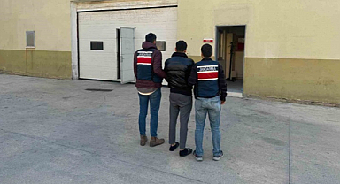 Gaziantep'te yakalanan göçmen kaçakçısına tutuklama