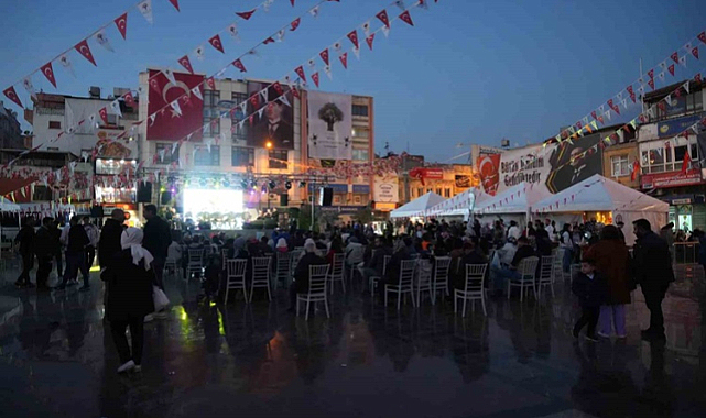 Kilis Zeytin Festivali'nin son gününde muhteşem konser